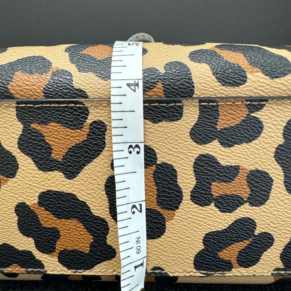 Coach Medium Handbag - Picture 8 of 11